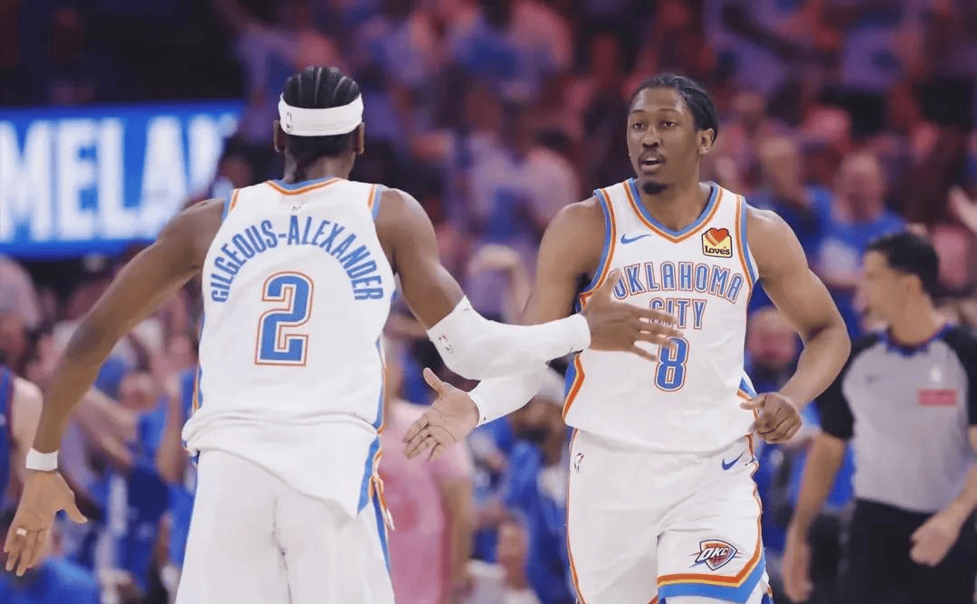 众人瞩目的 众人瞩目的