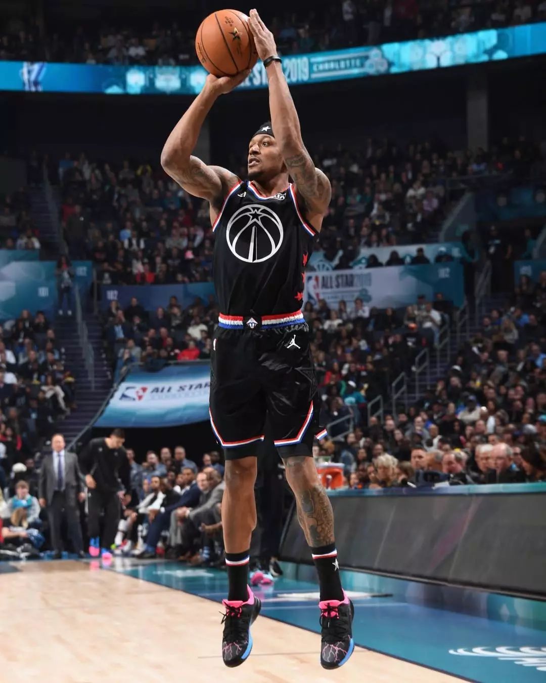 中的每一个 中的每一个